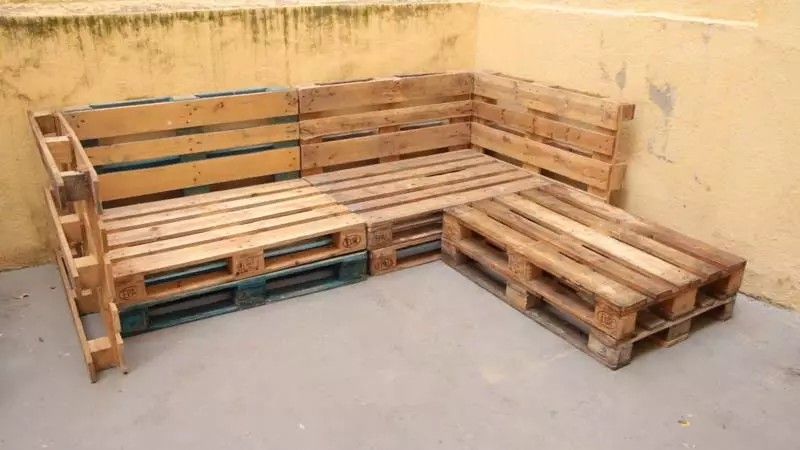 Crea tu diseño del sofá de palets