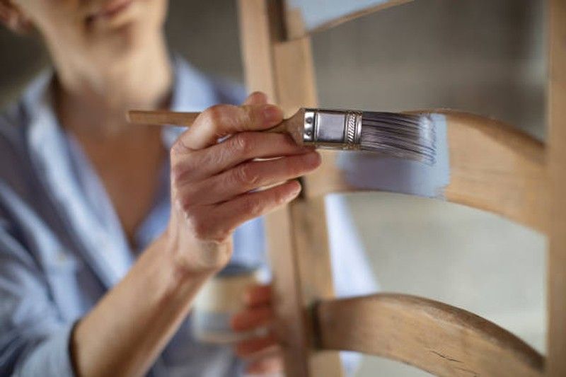 PASO A PASO: CÓMO PINTAR UN MUEBLE DE MADERA O MELAMINA
