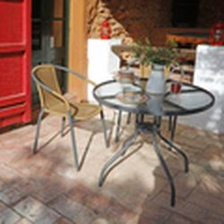 Silla Apilable De Acero / Fibra Color Marron Modelo Basic